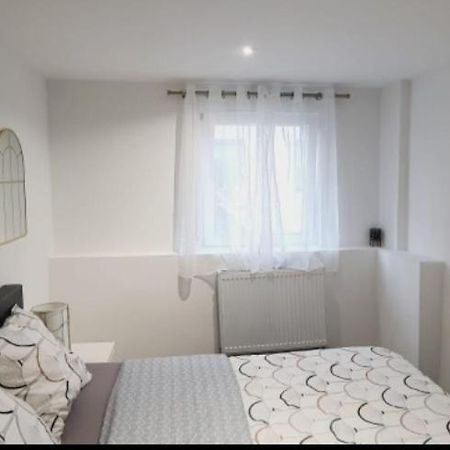 Schone 2 Zw In Sindelfingen - Maichingen *Daimler Apartamento Exterior foto